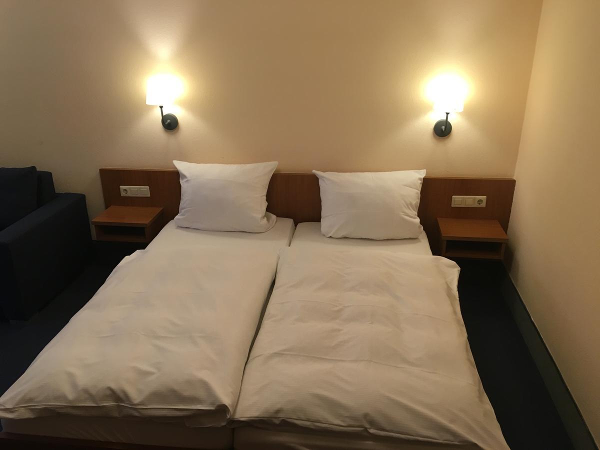 Zip Hotel Lingenfeld Eksteriør billede