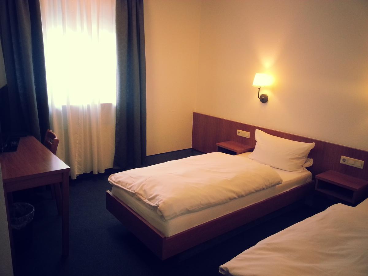 Zip Hotel Lingenfeld Eksteriør billede