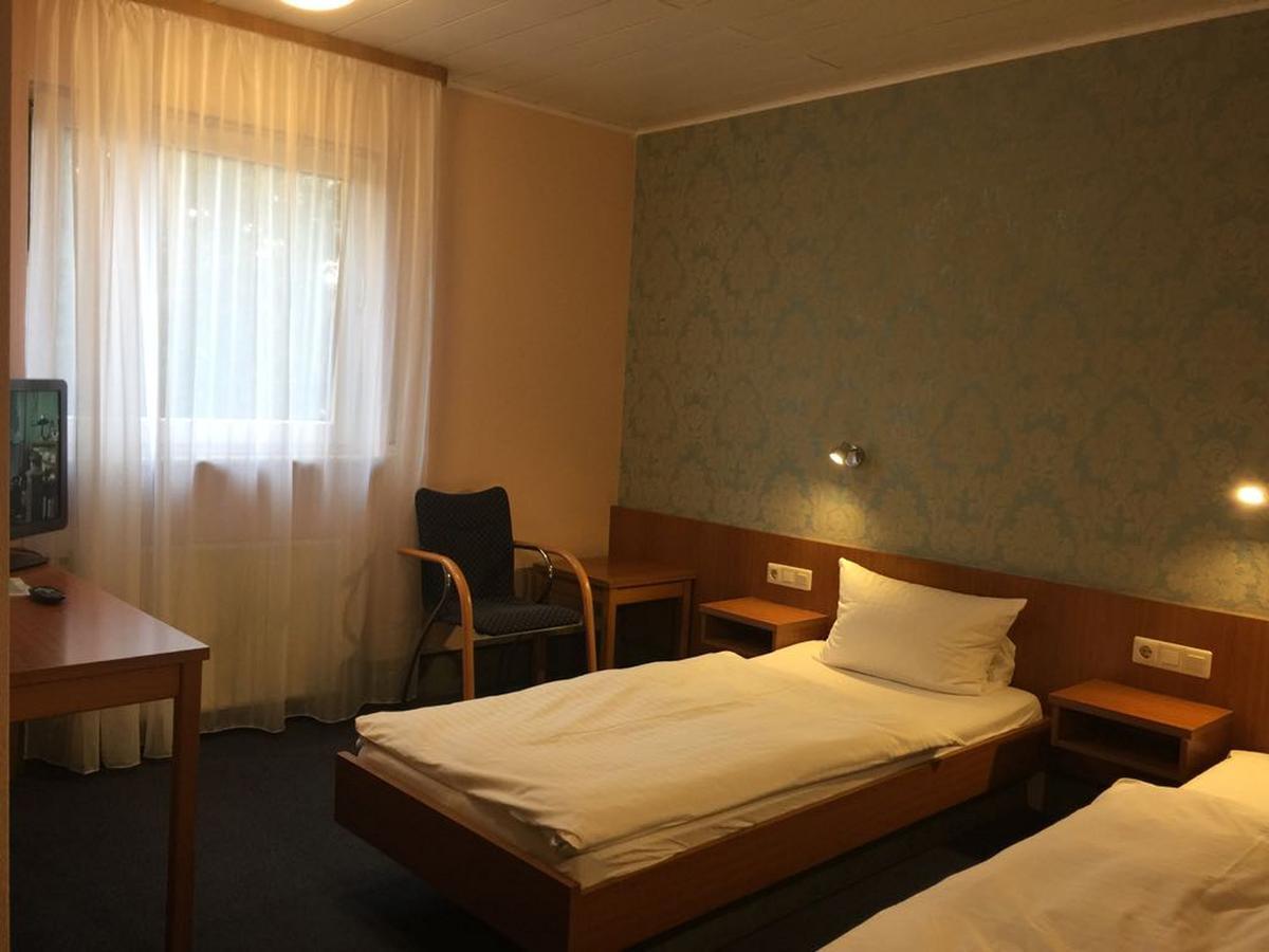 Zip Hotel Lingenfeld Eksteriør billede